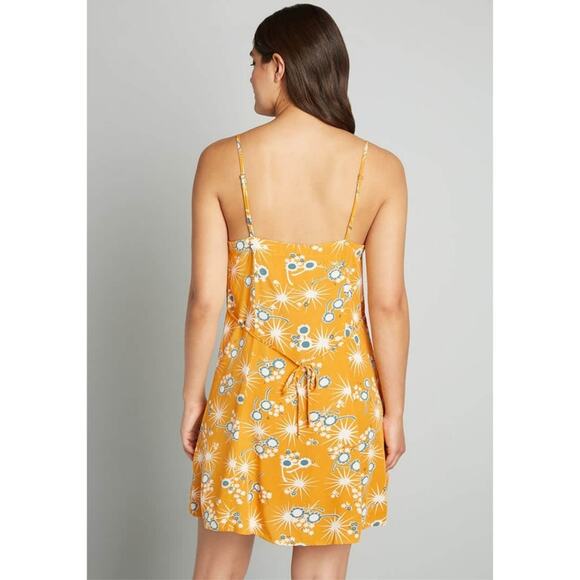 NWT ModCloth On Cloud Nineties Shift Dress Size S - Picture 8 of 8